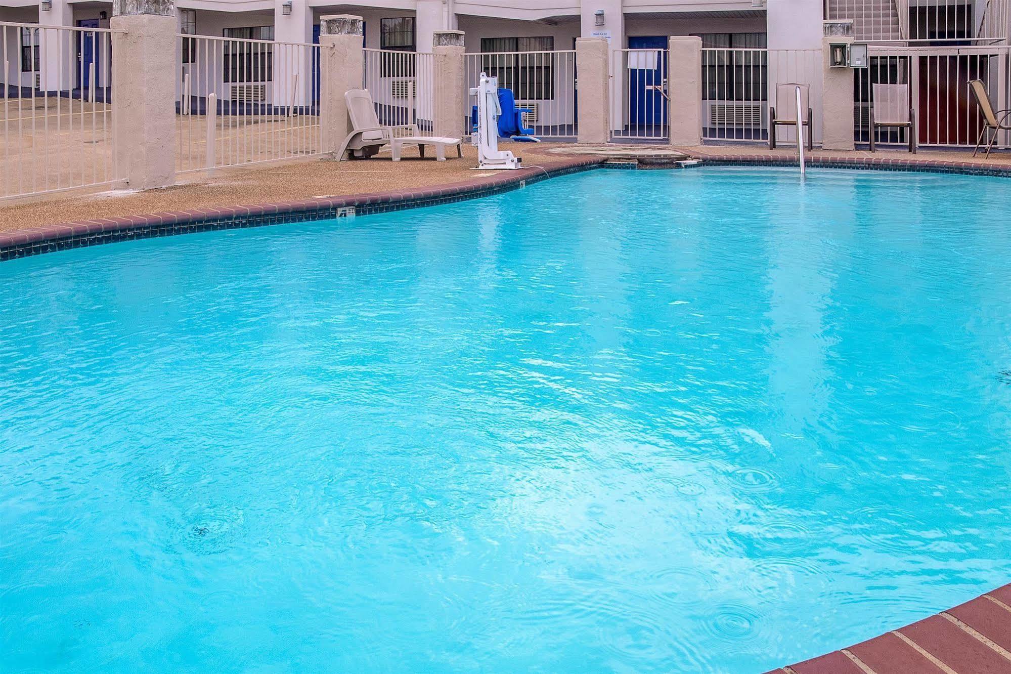 Motel 6-Canton, Tx Ngoại thất bức ảnh